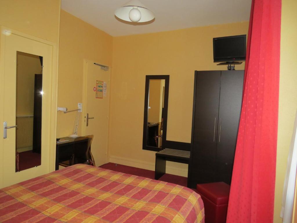 Hotel De Cleves Nevers Habitación foto
