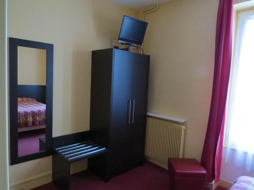 Hotel De Cleves Nevers Habitación foto