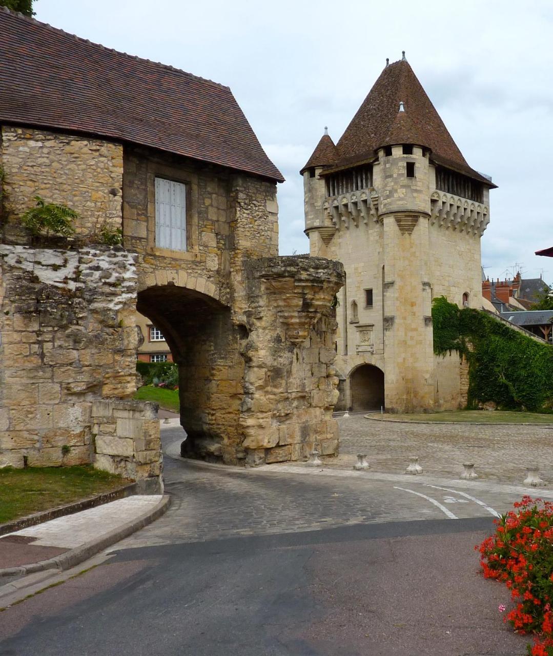 Hotel De Cleves Nevers Exterior foto